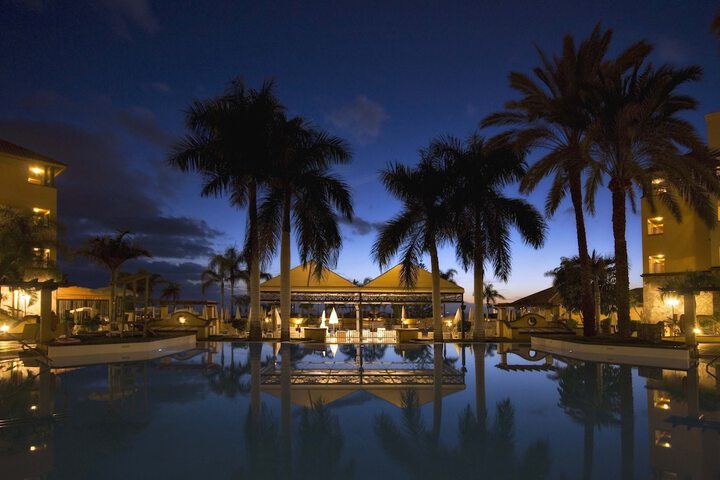 Pools & Facilities