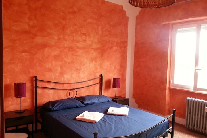 Room 7 of 23