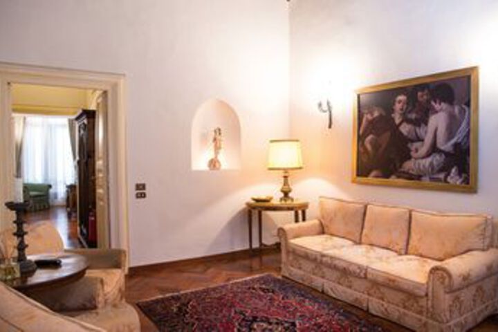 Room 44 of 196