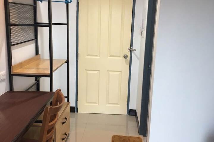 Room 13 of 52