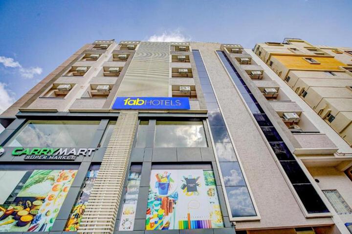 FabHotel Athasri nn - Nr. Bellandur Railway Station