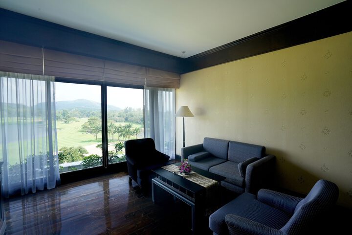 Room 20 of 38