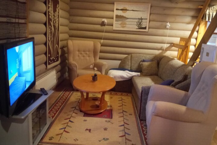 Room 22 of 48