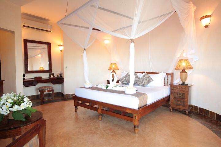 Room 4 of 51