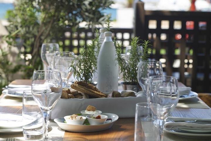 Dining 60 of 74