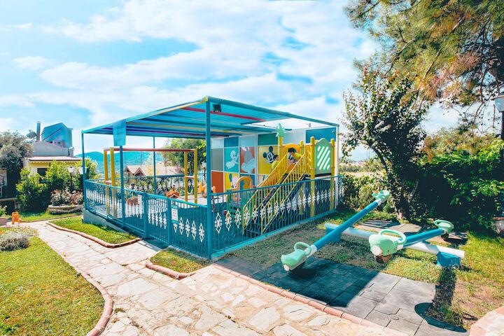 Children's play area - outdoor