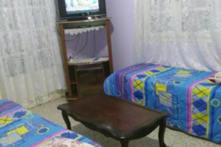 Room 7 of 11