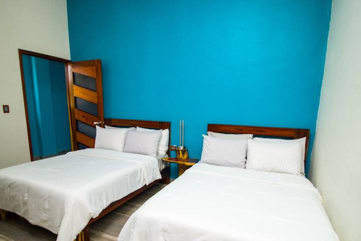 Room 14 of 36