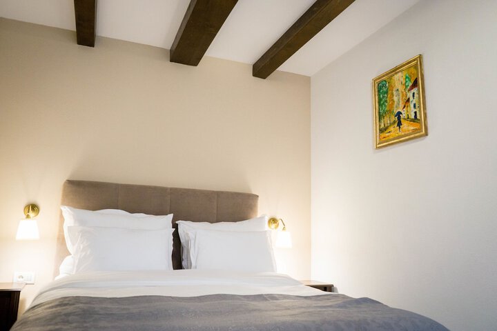 Room 20 of 47