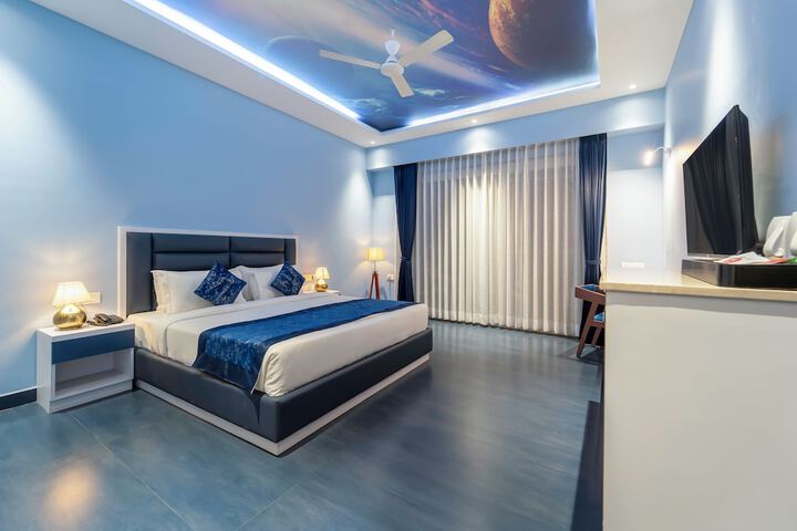 Room 18 of 68