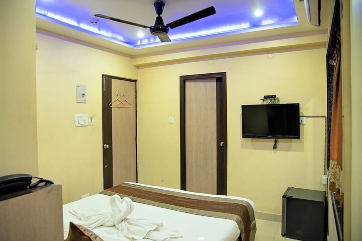 Room 27 of 47