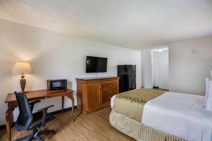 2 Double Beds (2 of 17)