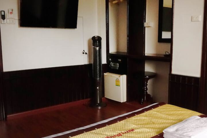 Room 14 of 67