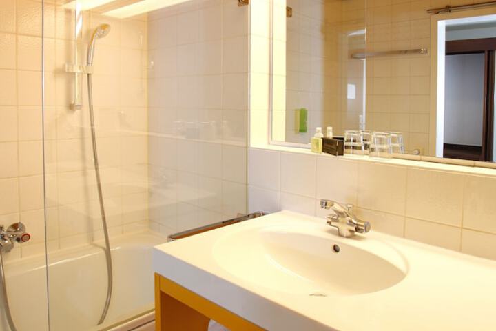 Bath Interior
