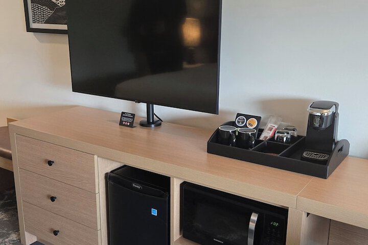 Room 10 of 20