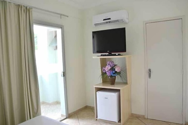 Room 30 of 41