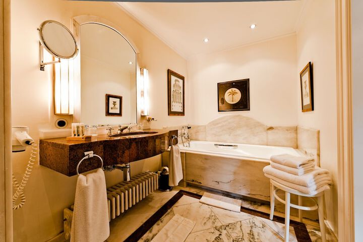 Bath Photo