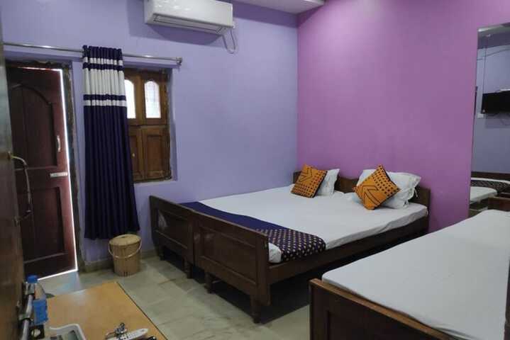 Room 10 of 17