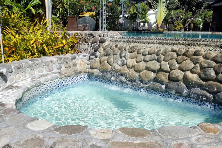 Pool 68 of 106