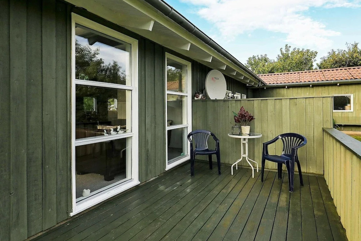 Terrace/Patio 5 of 12