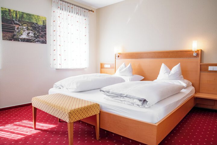 Room 44 of 125