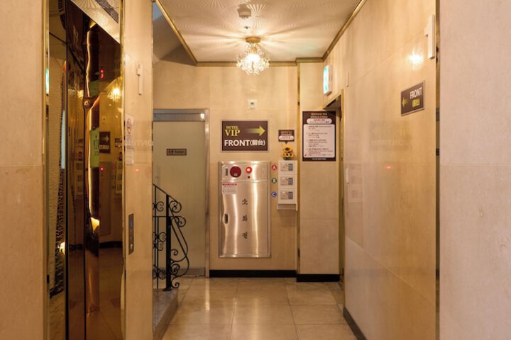 Hotel 3 of 29