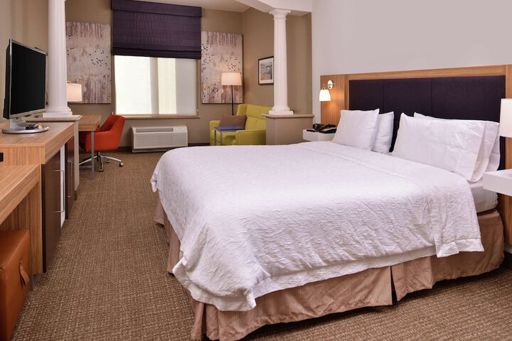 1 King Bed (15 of 23)