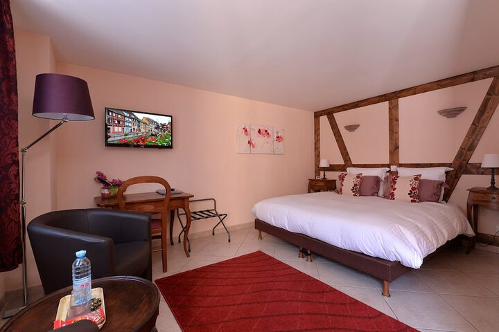 Room 2 of 36