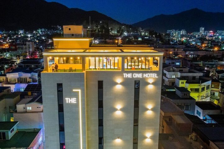 Hotel 44 of 48