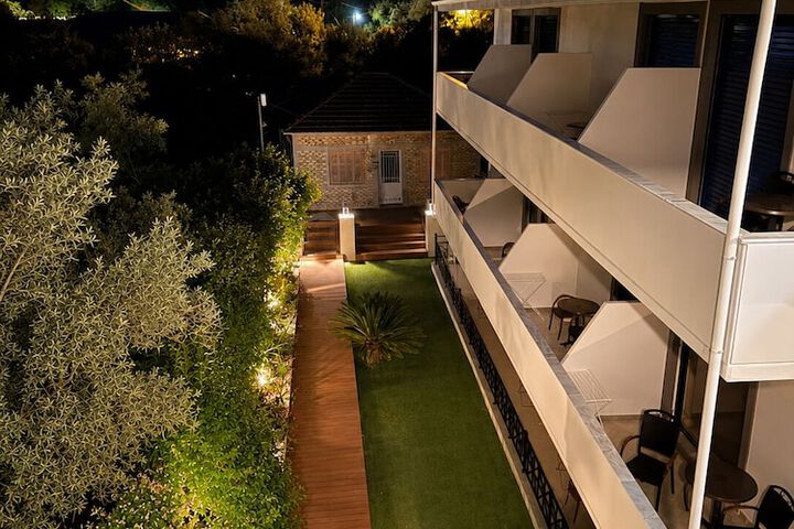 Terrace/Patio 10 of 14