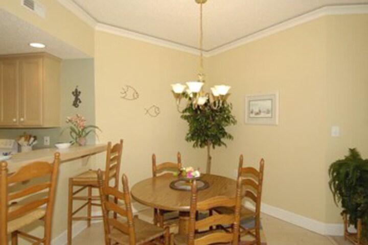 Room 15 of 32