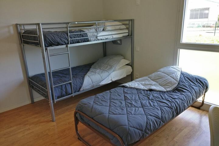 Room 9 of 26