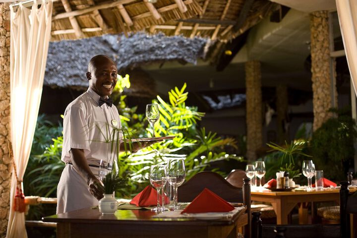 Dining 54 of 76