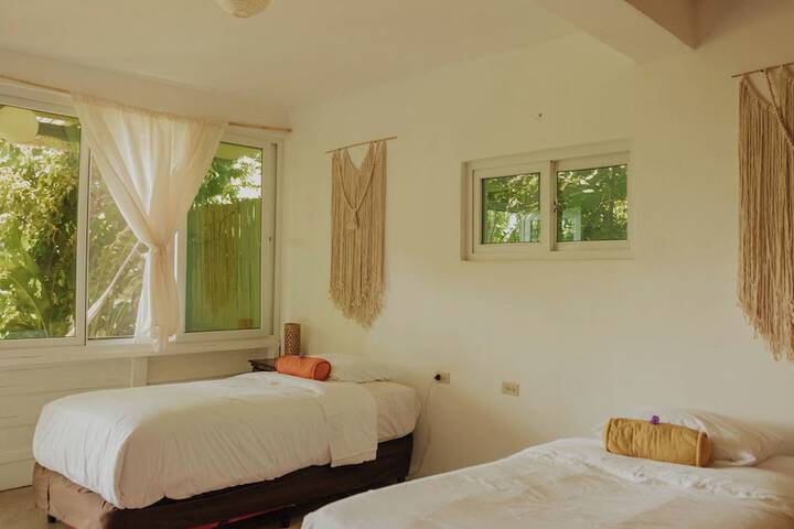Room 78 of 148