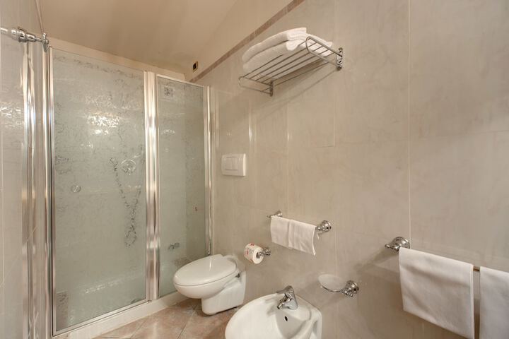 Room 20 of 40
