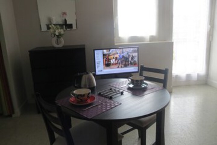 Room 17 of 65