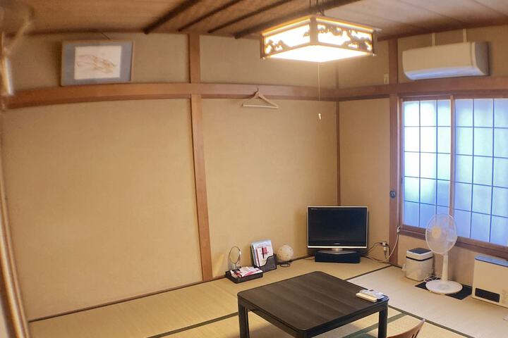 Room 30 of 74