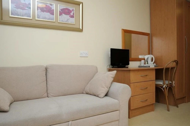 guest_rooms
