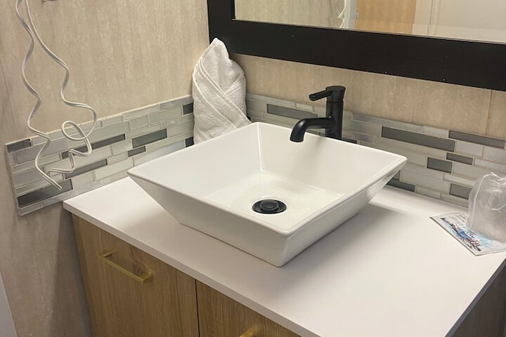 2 Double Beds (10 of 15)