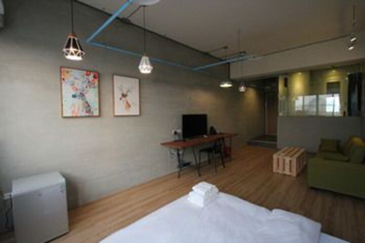 Room 57 of 64