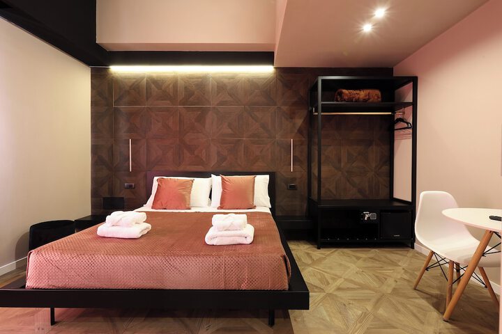 Room 35 of 183
