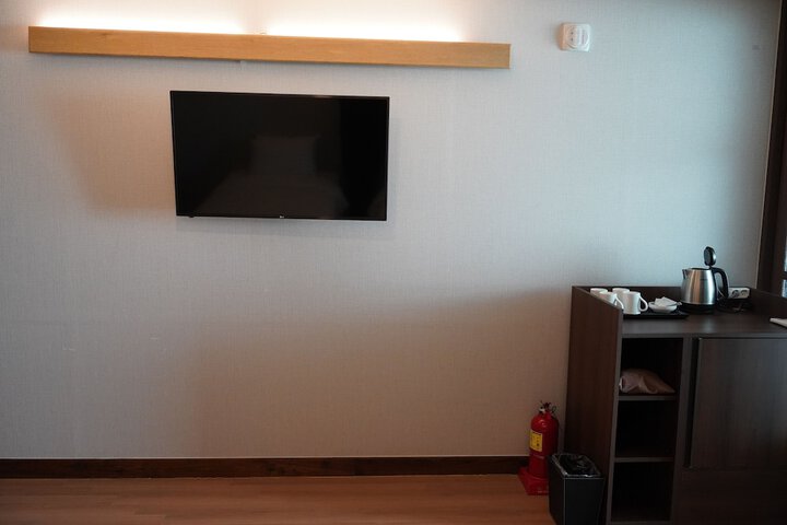 Room 8 of 21