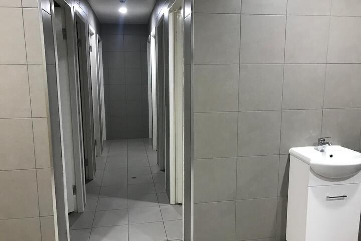 Room 29 of 49