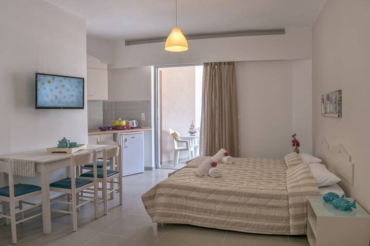 Room 8 of 53