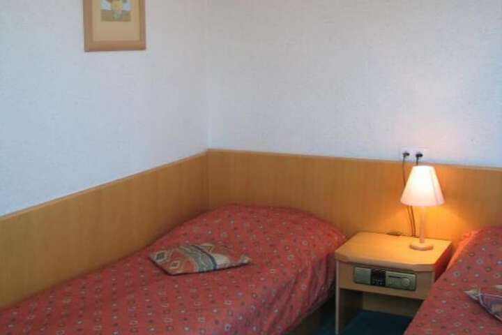 Room 36 of 73