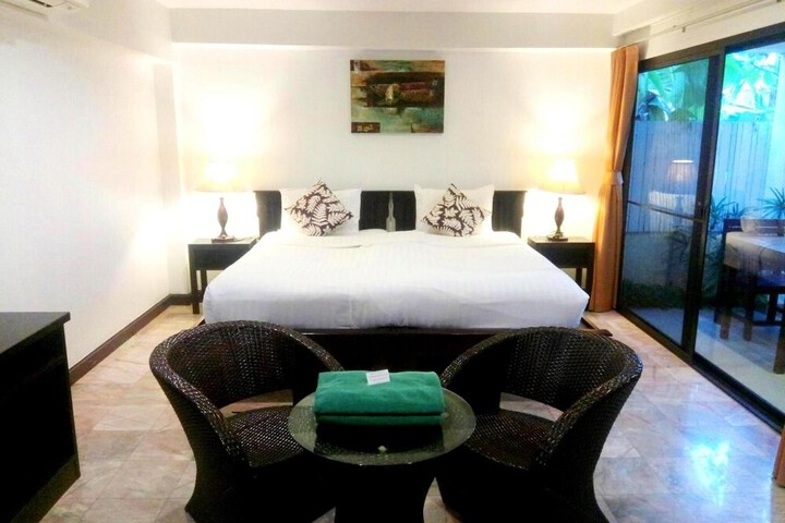Room 25 of 54