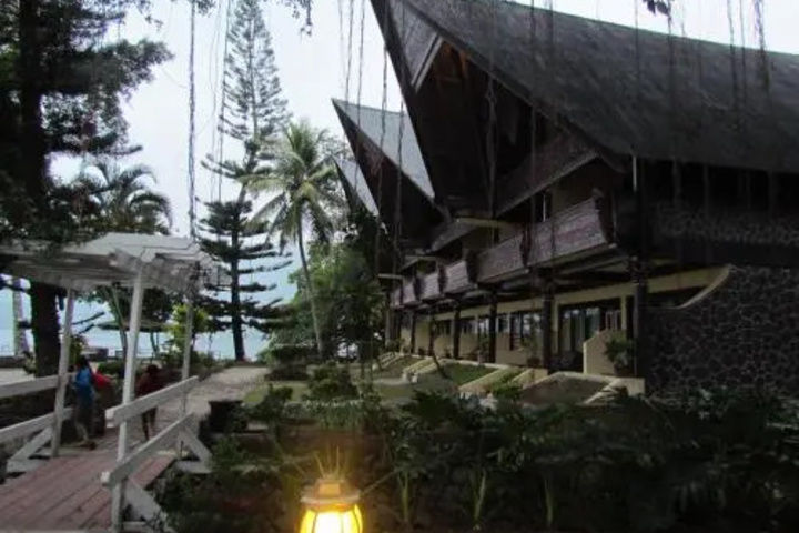 Carolina Cottages & Hotel
