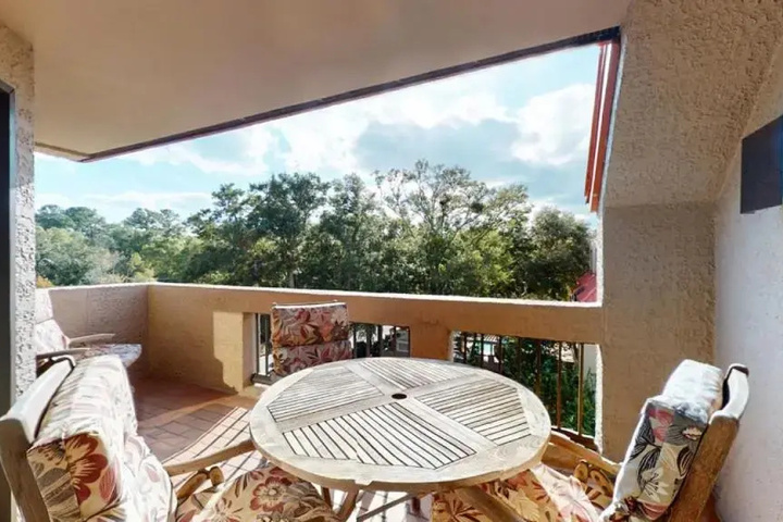 Terrace/Patio 6 of 16