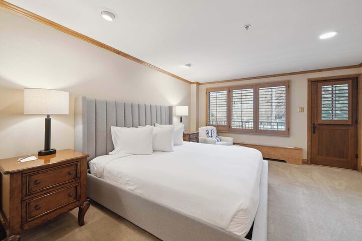 Room 41 of 192