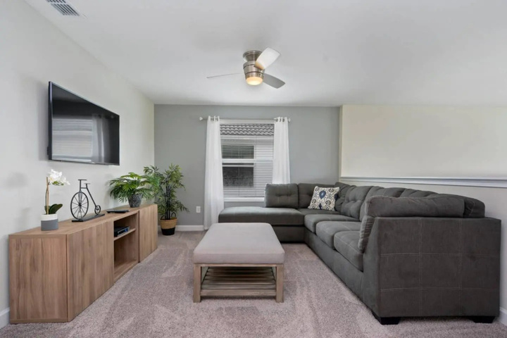 Room 4 of 22